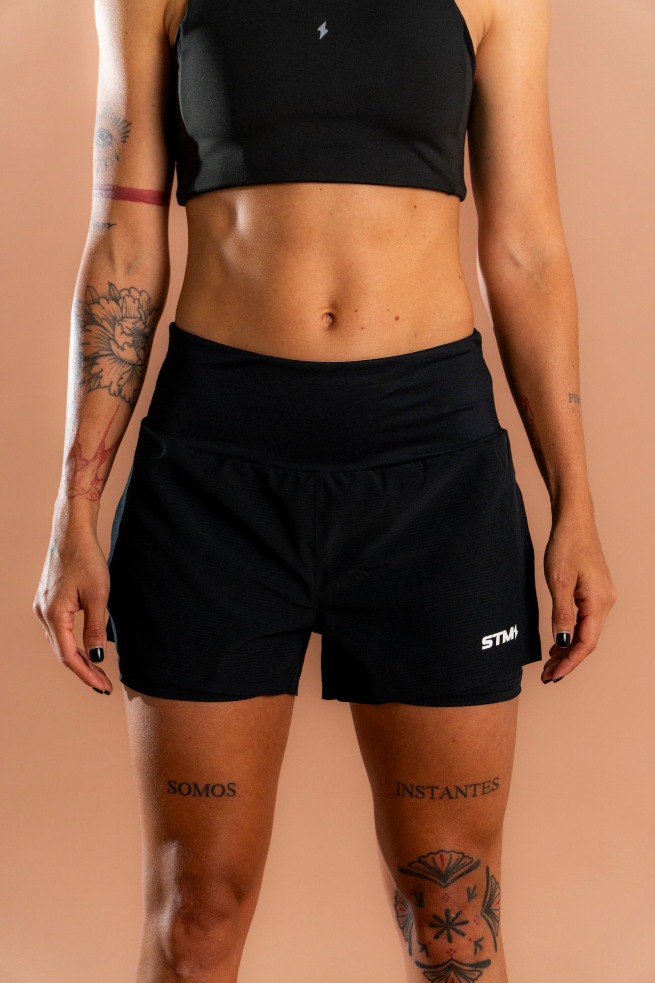 Pantaloneta Running STM Mujer - vista 2
